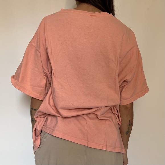 Vintage Peach Gainesville Florida Short Sleeve Butterfly Graphic Tee Studded - Picture 4 of 8